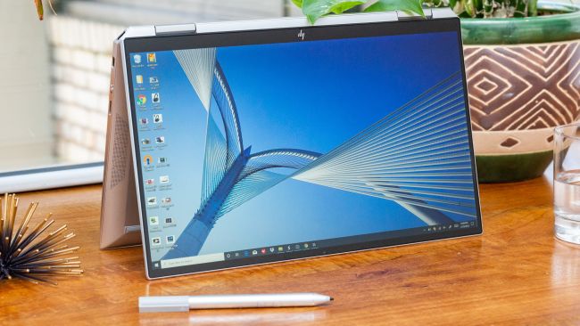 Beautiful, powerful and flexible, the HP Spectre x360 is the best 2-in-1 college laptop for students. 