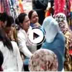 आंटी म्हणताच महिलेला आला राग; भरबाजारात महिलांची सुरू झाली हाणामारी,