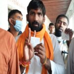 भाजपा प्रत्याशी योगेश्वर दत्त ने किया मतदान, जानें अपनी जीत