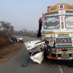 मध्यप्रदेश के सतना में ट्रक व बोलेरो की टक्कर में