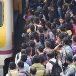 मुंबई लोकलमध्ये गर्दी होऊ नये, यासाठी राज्य सरकारने आखला ‘मास्टर