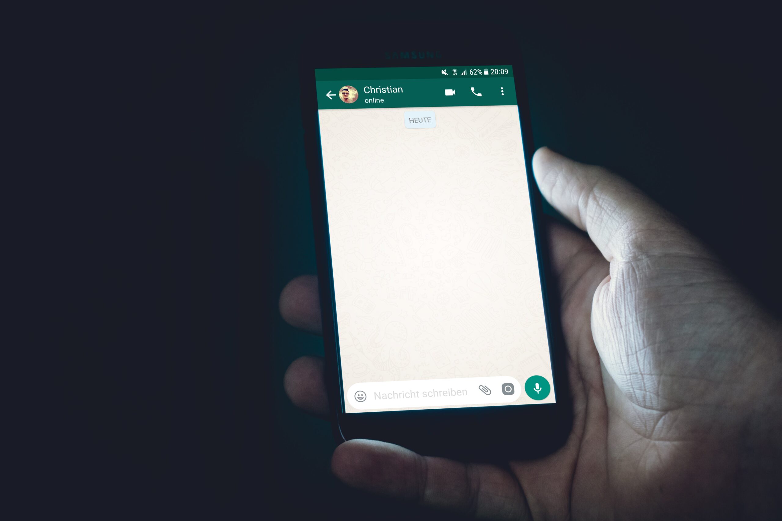 What Is Whatsapp Dp And To Set It?