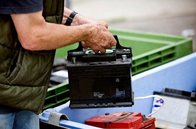 How to Charge an RV Battery from a Vehicle